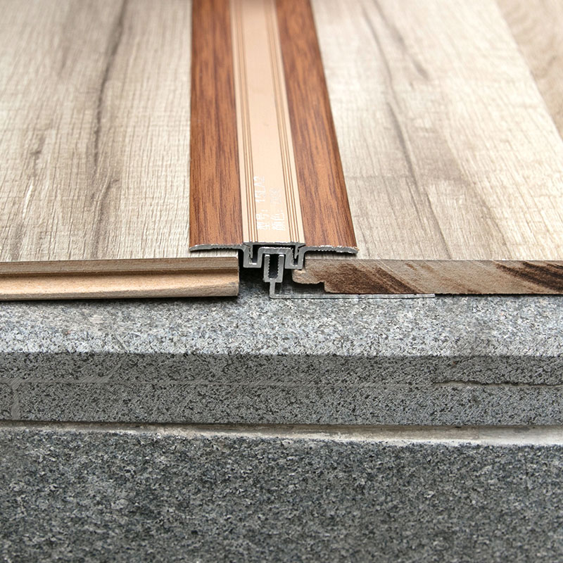 &Uuml;bergangsstreifen f&uuml;r Luxusfliesen
