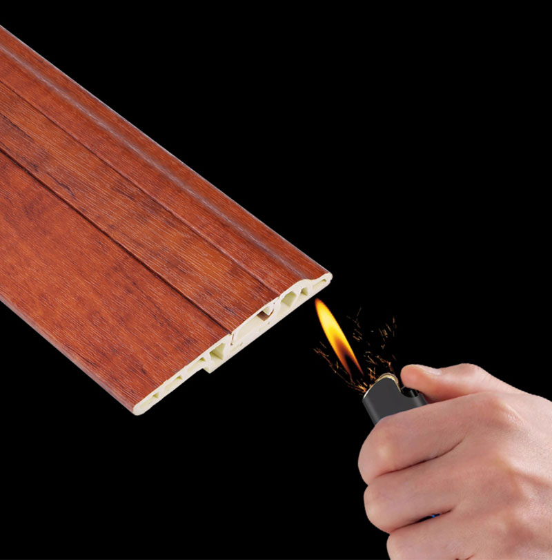 Feuerfeste PVC-Sockelleisten