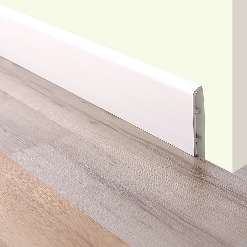 Sockelleisten aus Kunststoff