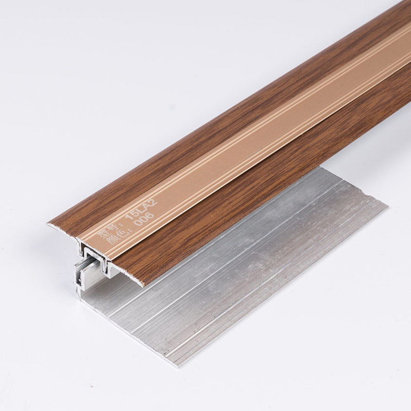 Fliesen&uuml;bergangsstreifen