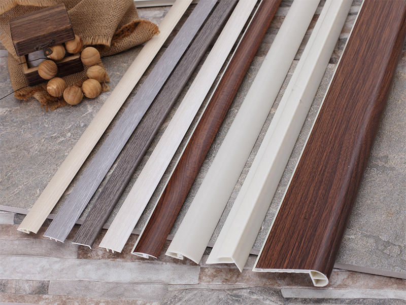 Holzmaserung T-f&ouml;rmige Holzbodenrandstreifen