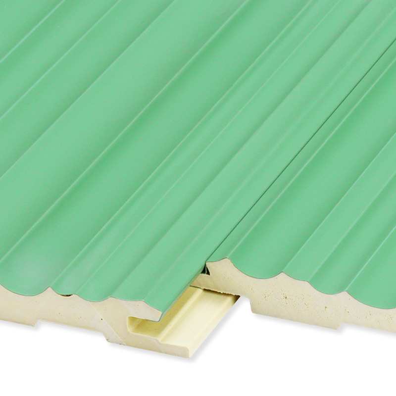 Innen geriffelte WPC-Platte