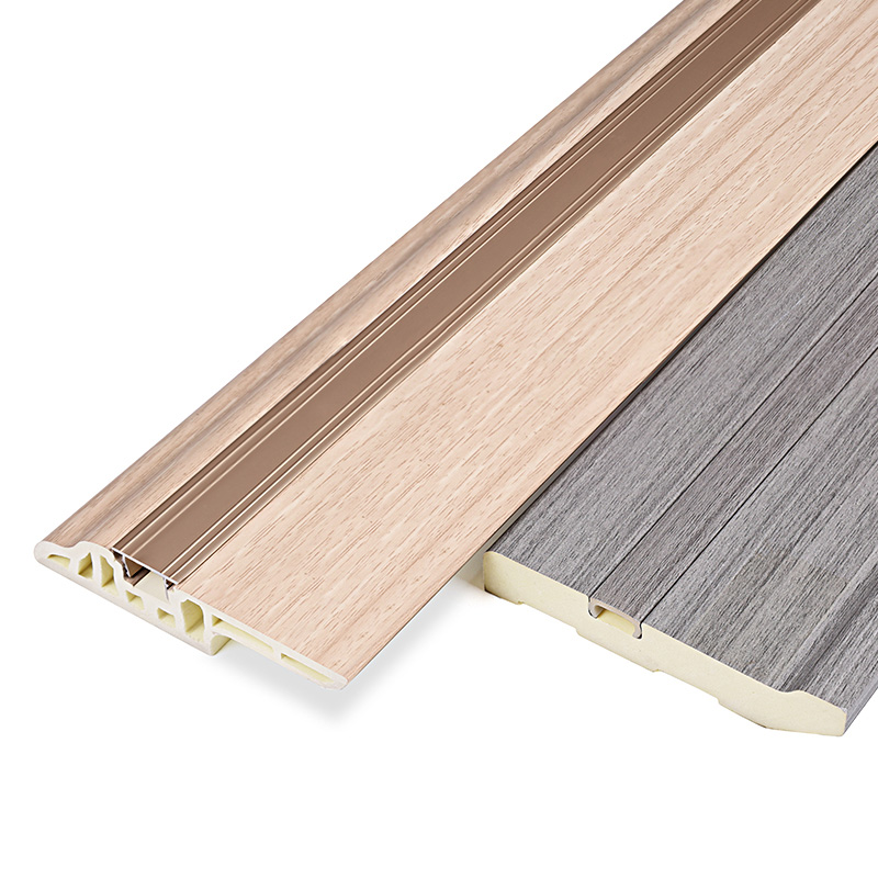 Innenliegende Sockelleiste aus Kunststoff