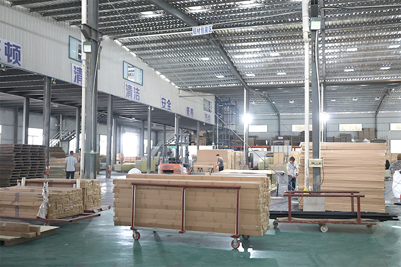 Lieferant von dekorativen Wandpaneelen f&uuml;r den Innenbereich