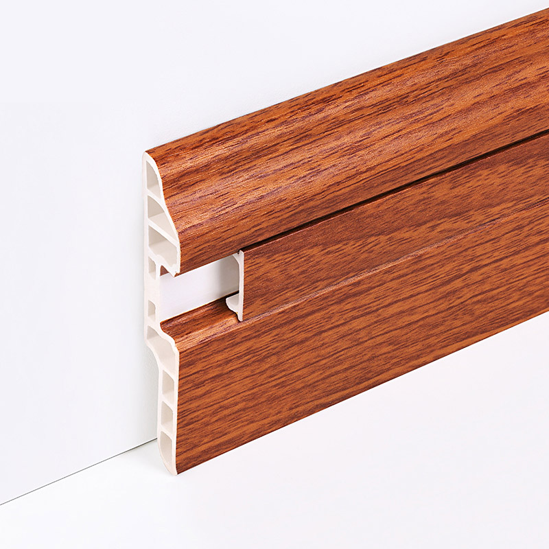 Innenliegende PVC-Sockelk&uuml;che