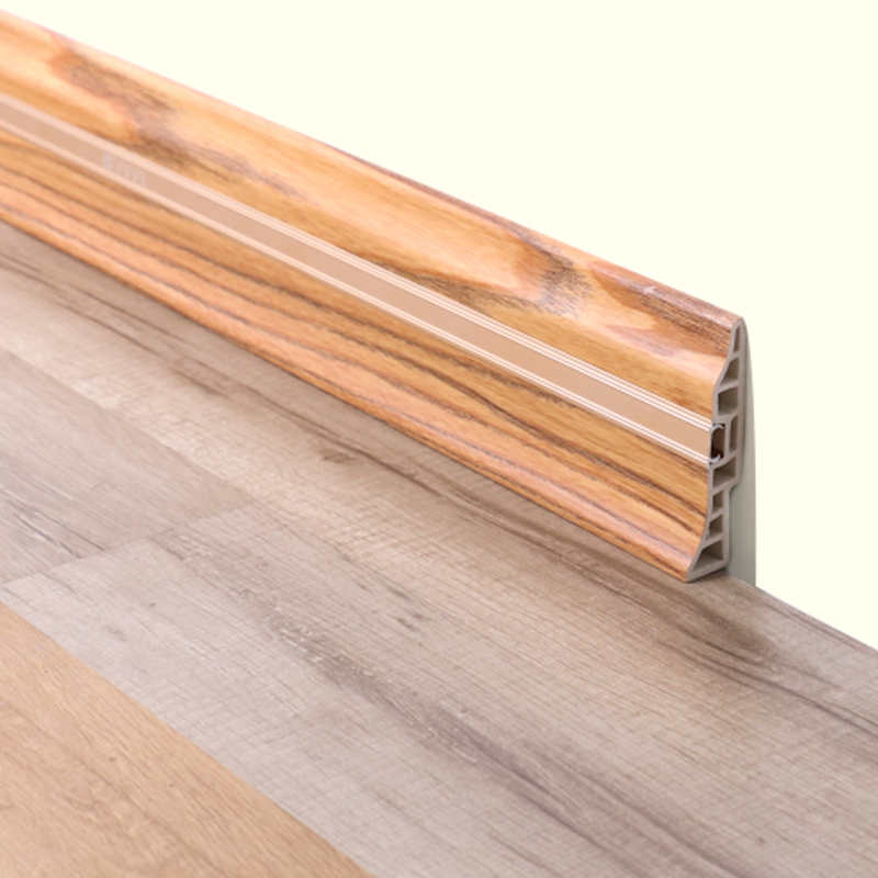 Wandleiste aus Kunststoff