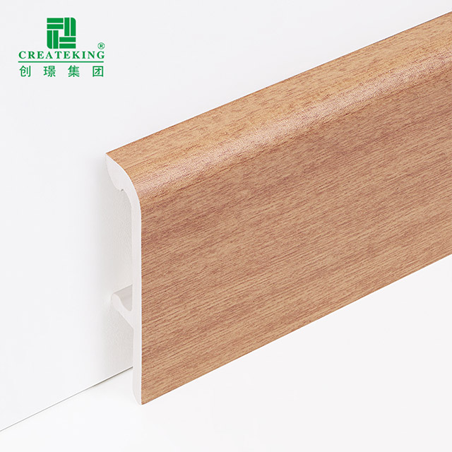 75 x 15 mm PVC-Sockelleisten zum Aufstecken