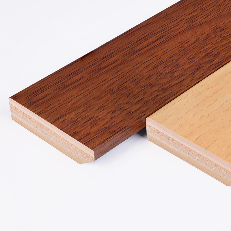 Sockelleiste aus Massivholz