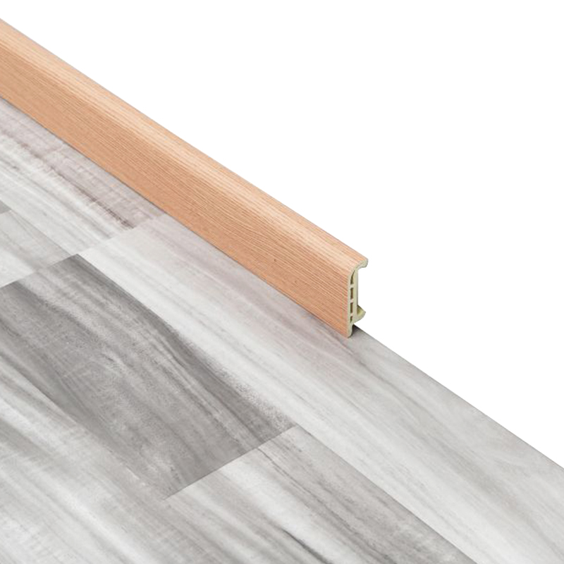 Sockelleiste aus Kunststoff