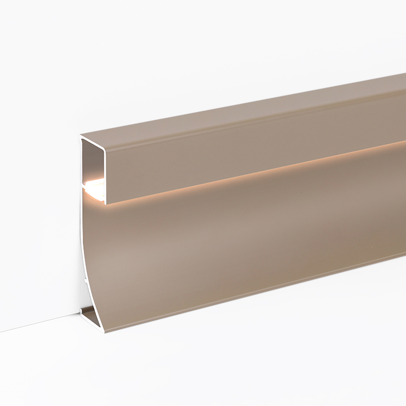 Sockelleiste mit LED-Lichtleisten