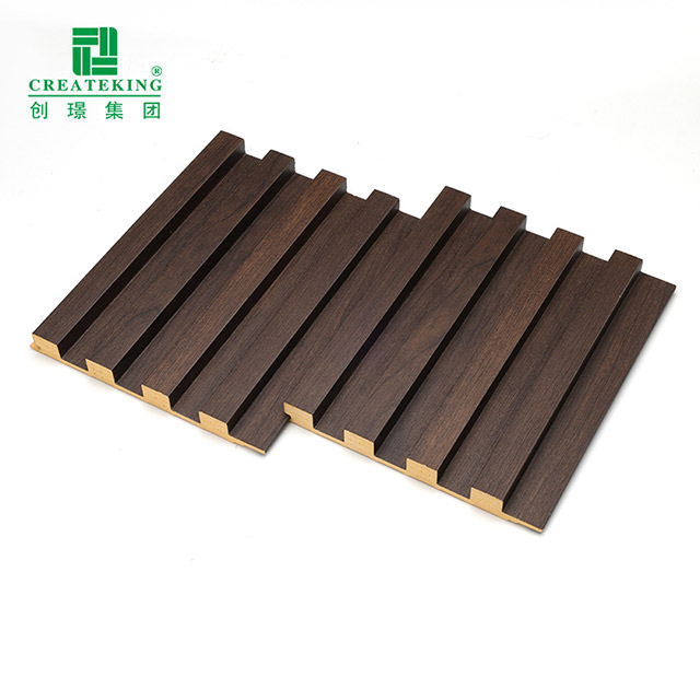 159*16 mm umweltfreundliche geriffelte Massivwandpaneele