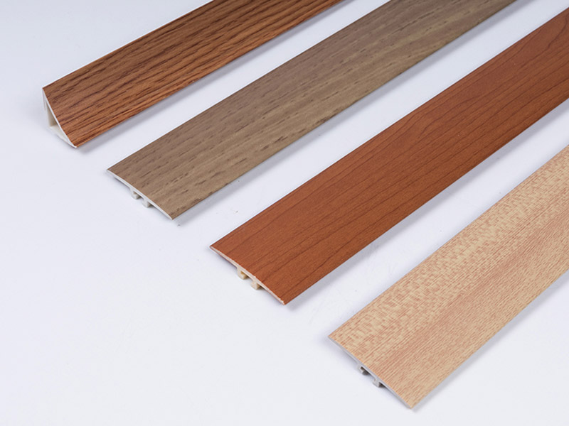 42 * 6,6 mm PVC-T&uuml;rschwellenleiste in Holzoptik