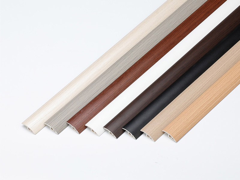 28 x 5 mm PVC-Bodenbelag-Reduzierst&uuml;ck mit Holzmaserung