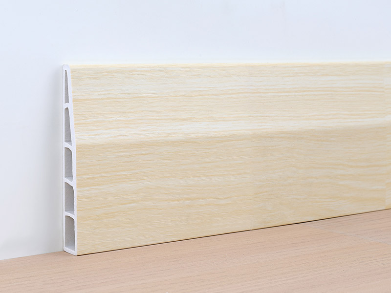 100 x 15 mm abgeschr&auml;gte PVC-Sockelleiste