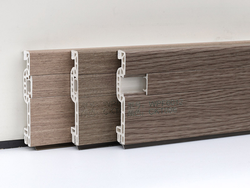 60 * 12 mm WPC-Fu&szlig;leiste mit versteckten N&auml;geln