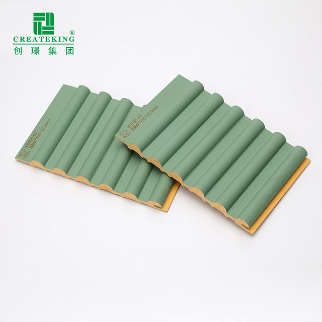 156*12,8 mm PVC-Außenhalbrunde Massivwandplatte