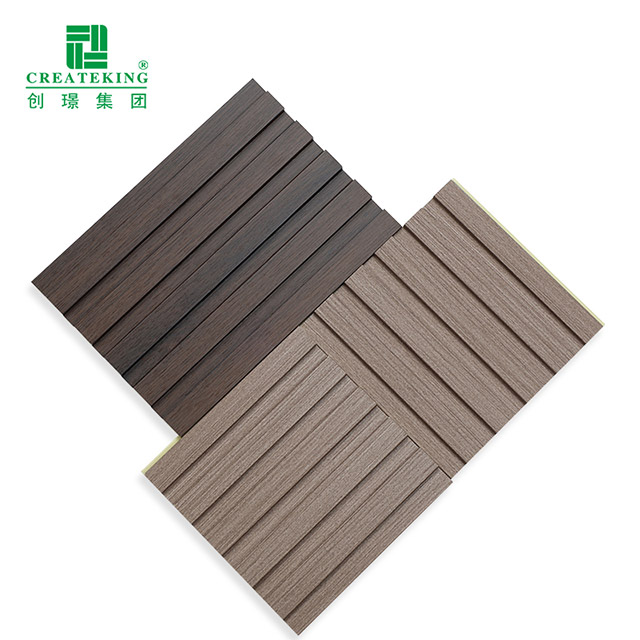 Kunststoff-Holzplatten für Wände