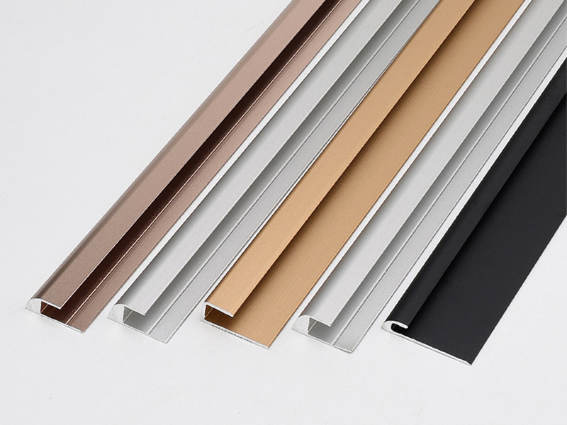  C-geformte Laminat-Bodenverkleidungen