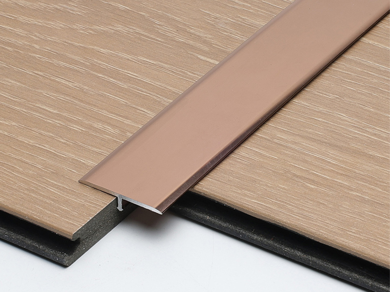 T-f&ouml;rmiger Aluminium-&Uuml;bergangsstreifen