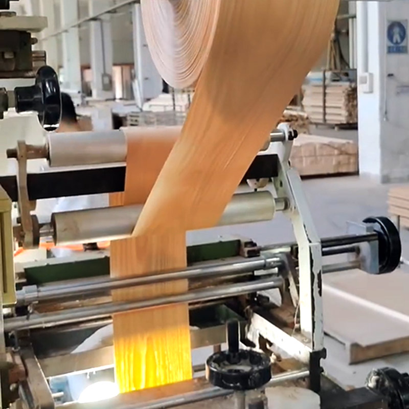 Was ist der Unterschied zwischen Kaltleimbeschichtung und Heißleimbeschichtung bei Sockelleisten?