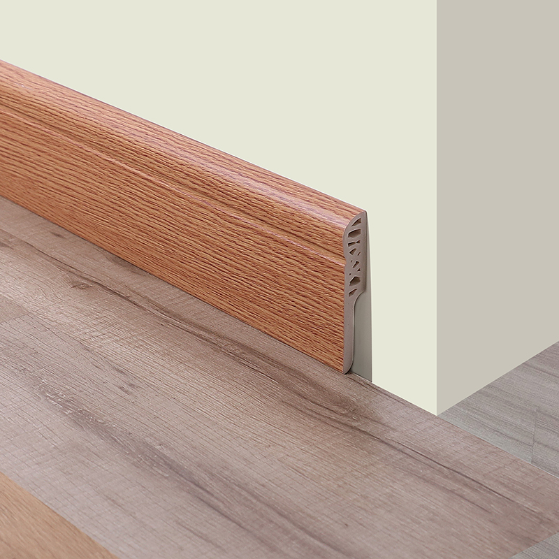 Sockelleiste aus Schaumstoff