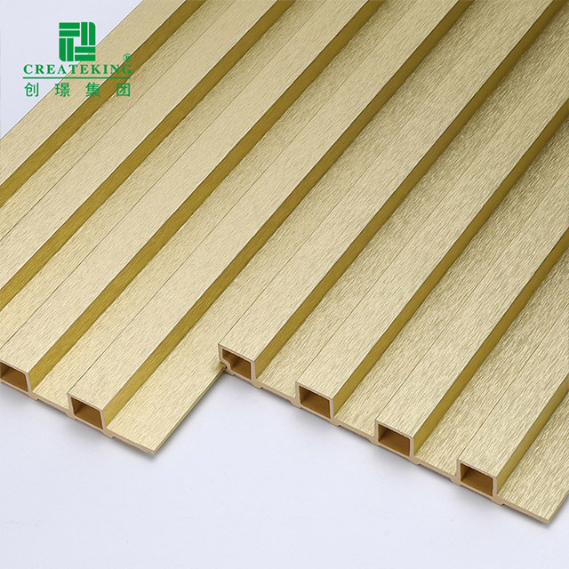 155*17mm metallisches Gold geriffeltes Wandpaneel