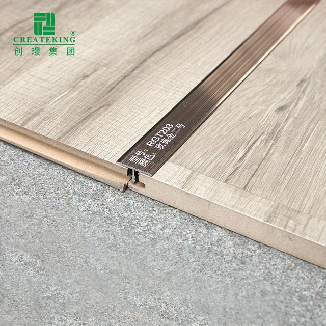 20 x 9,2 mm T-förmige Aluminiumverkleidung