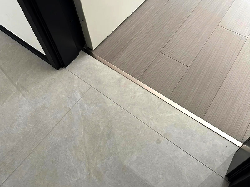 Sollte ein Schwellenübergangsstreifen installiert werden?