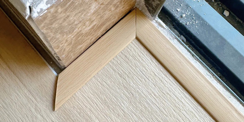 L-f&ouml;rmiger Randbesatz