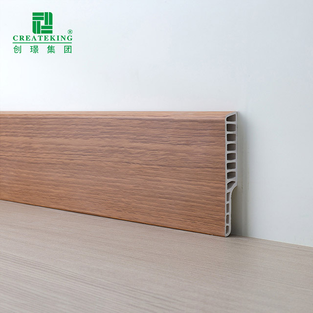 100 * 15 mm PVC-Sockelleiste