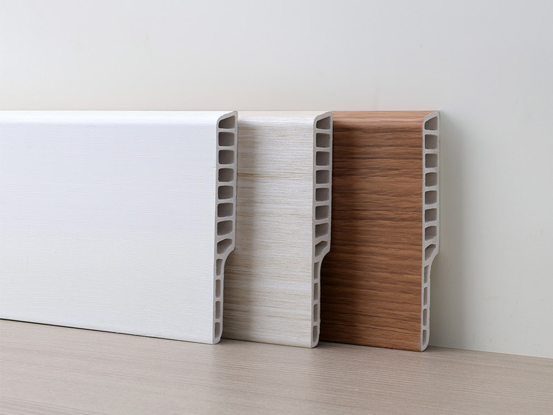 100 * 15 mm PVC-Sockelleiste