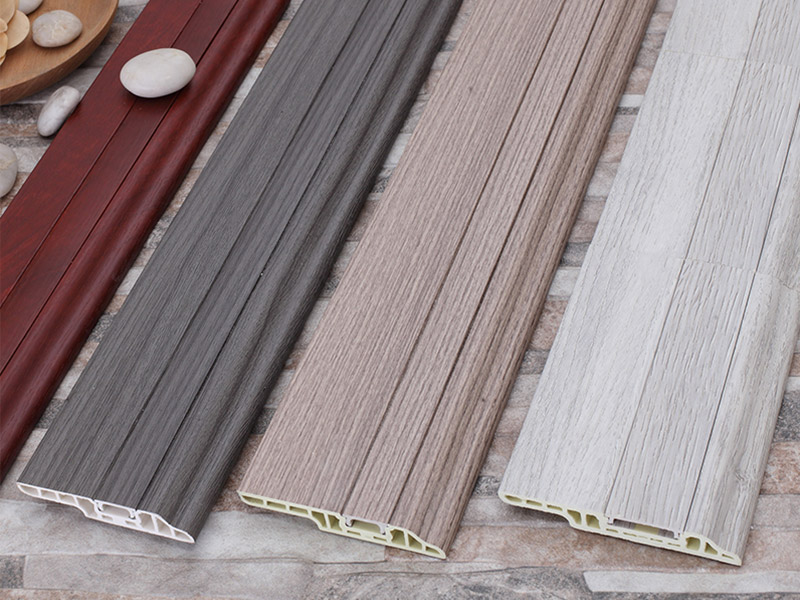 100 * 14 mm PVC-Fu&szlig;leiste mit versteckten N&auml;geln