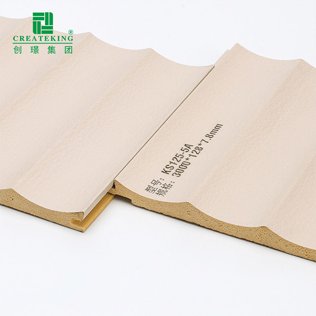 128*7,8 mm konkav geriffelte Wandpaneele