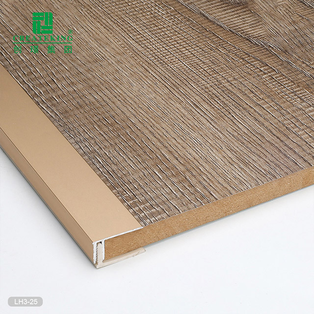 12,4 x 25 mm versetztes T-Formteil aus Aluminium