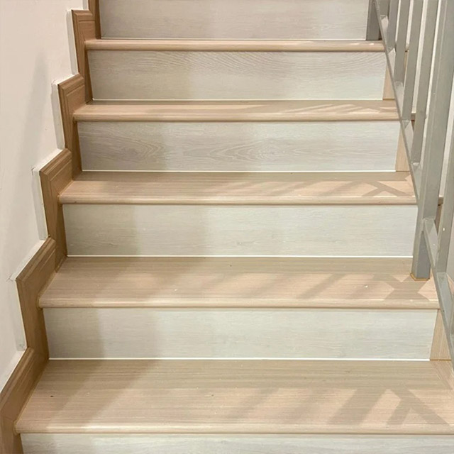 40*20mm runde PVC-Treppennase