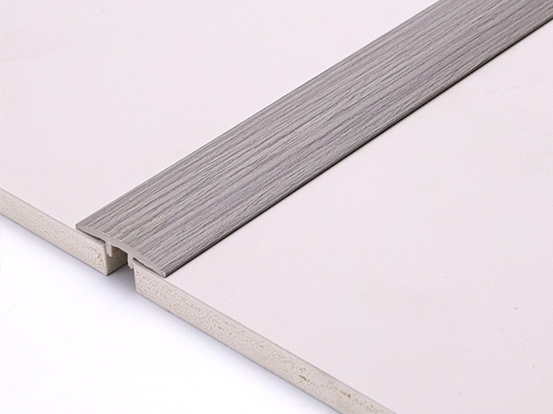 25*3mm SPC T-Formteil