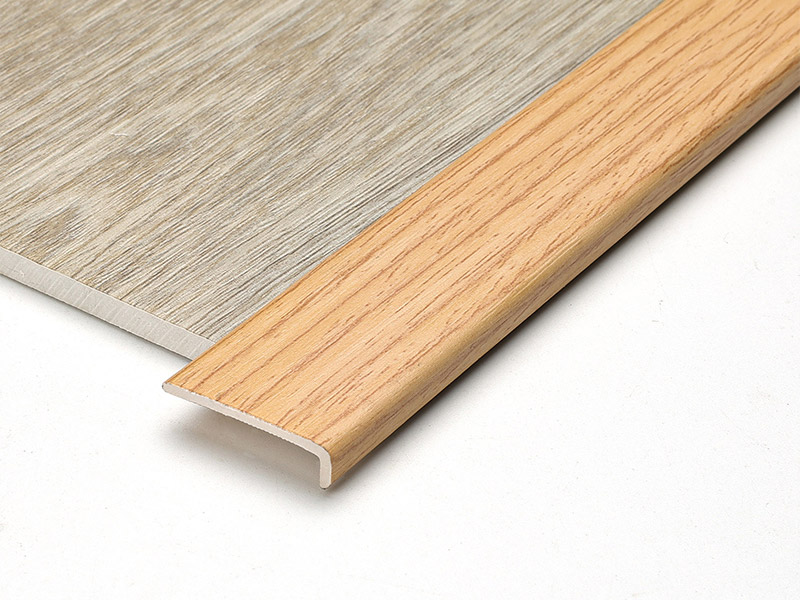 20 * 4,5 mm L-f&ouml;rmige PVC-Bodenkantenprofile