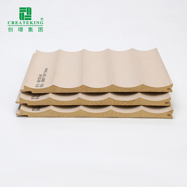 128*7,8 mm konkav geriffelte Wandpaneele