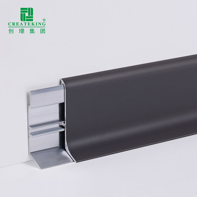 40*9mm Aluminium-Bodensockelleisten