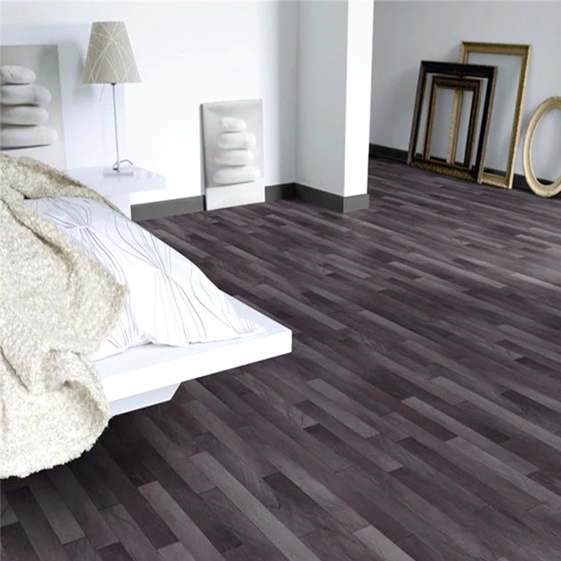 Sockelleisten aus Aluminiumfliesen