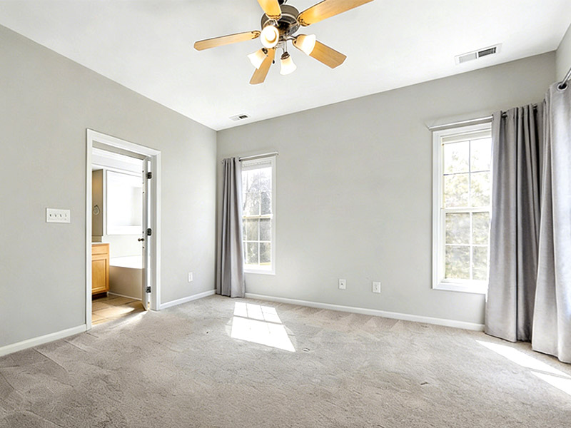 Sind Sockelleisten aus Polystyrol gut?