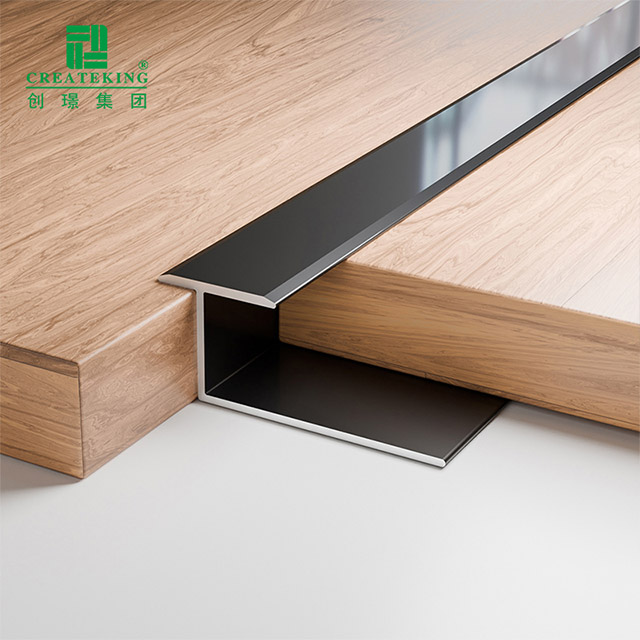 12 x 12,5 mm T-förmiger Kantenschutz