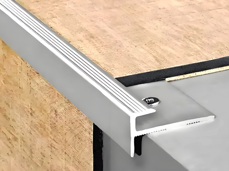 Treppenkantenleiste: Die beste Lösung für Rutschfestigkeit und Dekoration von Treppen