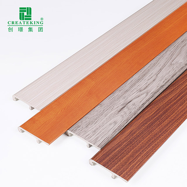 100 x 16 mm PVC-Sockelleiste zum Aufstecken