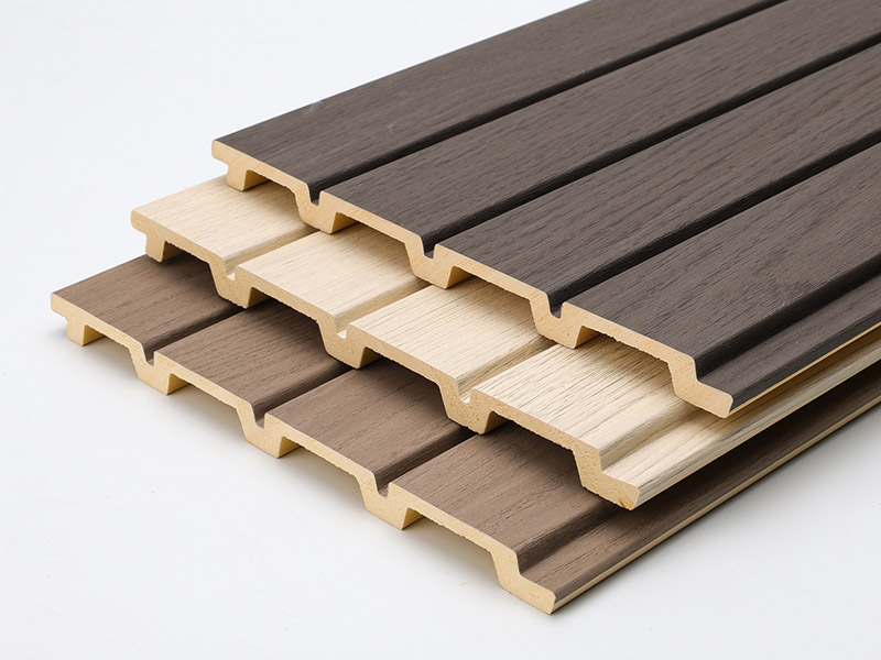 170 * 11 mm geriffelte PVC-Wandpaneele in Holzoptik