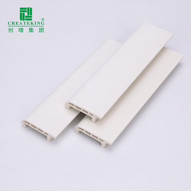 50 x 15 mm PVC-Sockelleiste zum Aufstecken