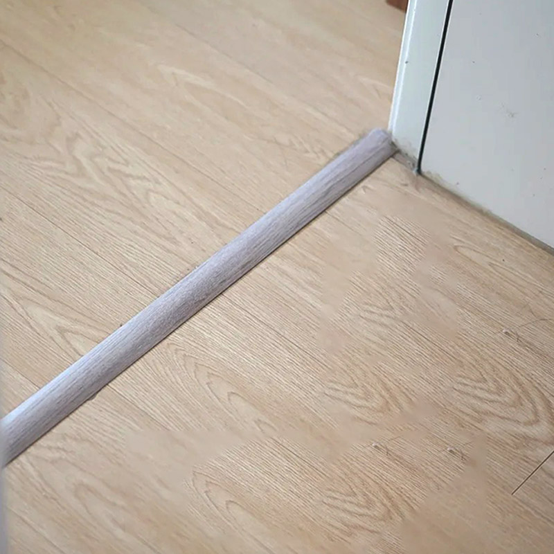 42 * 7,5 mm bogenförmiger PVC-Schwellenübergangsstreifen 