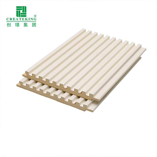 108 * 9,2 mm geriffeltes massives PVC-Gitter