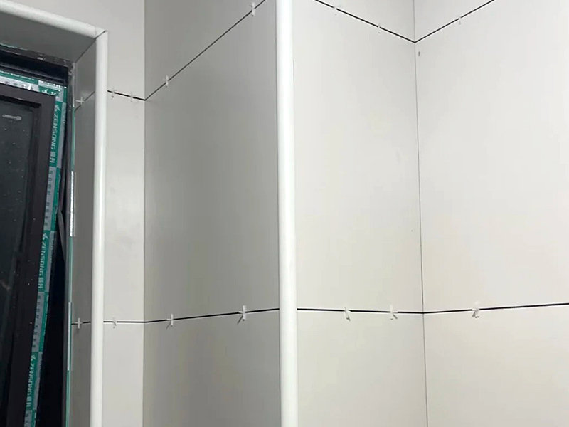 Wie lässt man Fliesenkanten gut aussehen?