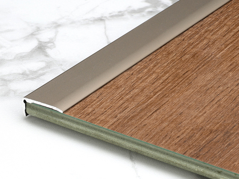 L-f&ouml;rmiges Aluminium-Bodenkantenband